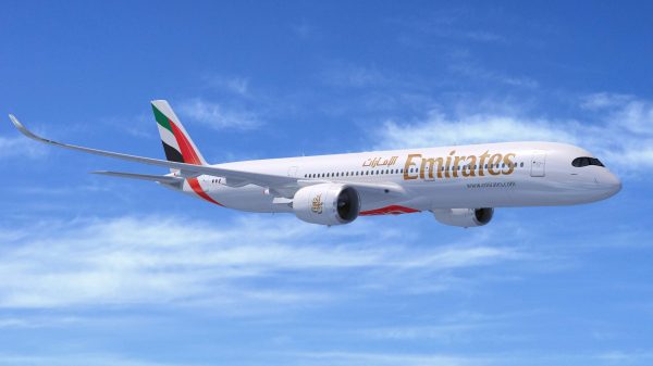 Літак Emirates